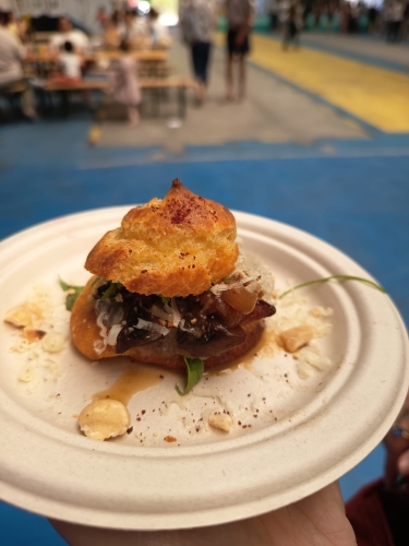 lyon street food festival 2026,10 ans,nomad kitchens,les grandes locos,oullins,rebecca azoulay,restaurant cueillette,florent ladeyn,floriant remont,restaurant roliko,food truck lo et slo,pierre sang ,dorner frères,hugo pralus,maison pralus