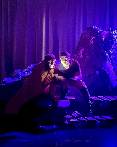 Quand viendra la vague, Julien Thonnat, Anastasia James, Compagnie Les errances enchantées, Théâtre de l'Uchronie, mai 2026, Alice Zeniter