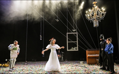 Sophie Lebrun ,Martin Legros,Une pièce sous influence,Théâtre de la Renaissance,Inès Camesella,Baptiste Legros,Nicolas Tritschler,Loreleï Vauclin,Audrey Quesnel,Antoine Giard,Salvatore Stara,Anatole Badiali,Thomas de Broissia,Loona Piquery,Louis Martin,Harold Toutain,Xavier Hurel,Fanny Landemaine, la Cohue,Comédie de Caen,Oullins, Janvier 2026